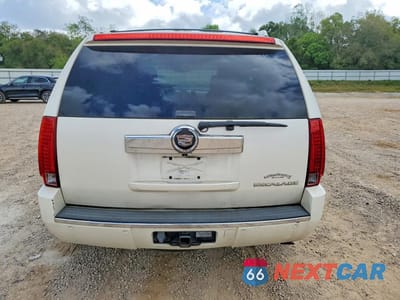 Zdjęcie 6 z 13 samochodu: 2008 CADILLAC ESCALADE LUXURY VIN:1GYEC63858R184385 - miniatura
