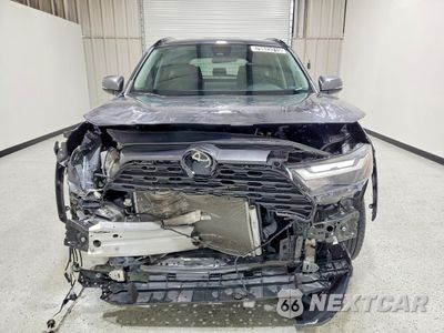 Piąte zdjęcie samochodu w środku: 2024 TOYOTA RAV4 XLE VIN:2T3W1RFV0RC302932 - miniatura
