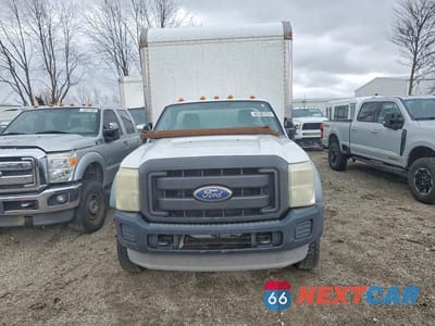 Piąte zdjęcie samochodu w środku: 2011 FORD F450 SUPER DUTY BOX TRUCK VIN:1FDUF4GY5BEA13198 - miniatura