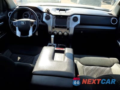 Zdjęcie 8 z 12 samochodu: 2015 TOYOTA TUNDRA SR5 VIN:5TFDY5F13FX473995 - miniatura