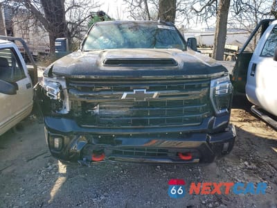 Piąte zdjęcie samochodu w środku: 2025 CHEVROLET SILVERADO K2500 HEAVY DUTY LT VIN:2GC4KNEY5S1213377 - miniatura