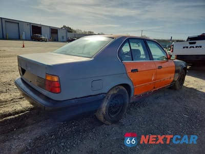 Trzecie zdjęcie samochodu z tyłu: 1995 BMW 525 I AUTOMATIC VIN:WBAHD632XSGK53308 - miniatura