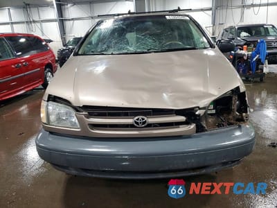 Piąte zdjęcie samochodu w środku: 1999 TOYOTA SIENNA LE VIN:4T3ZF13C6XU093193 - miniatura
