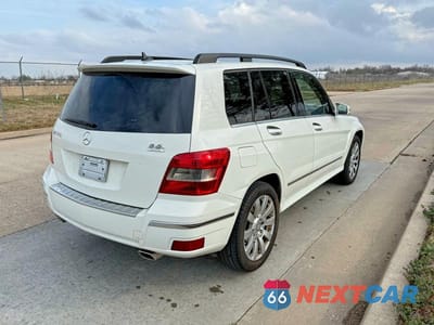 Czwarte zdjęcie samochodu z boku: 2012 MERCEDES-BENZ GLK 350 VIN:WDCGG5GBXCF846436 - miniatura