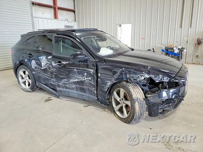 Czwarte zdjęcie samochodu z boku: 2018 JAGUAR F-PACE PREMIUM VIN:SADCJ2GX1JA291276 - miniatura