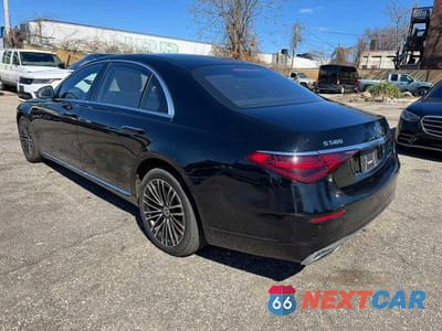 Drugie zdjęcie samochodu z przodu: 2022 MERCEDES-BENZ S 580 4MATIC VIN:W1K6G7GB7NA111450 - miniatura