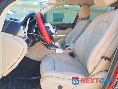 Zdjęcie 7 z 14 samochodu: 2019 MERCEDES-BENZ GLC 300 VIN:WDC0G4JB2KF497596 - miniatura