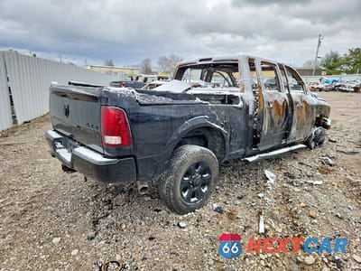 Trzecie zdjęcie samochodu z tyłu: 2014 RAM 2500 LARAMIE VIN:3C6UR5FL9EG170714 - miniatura