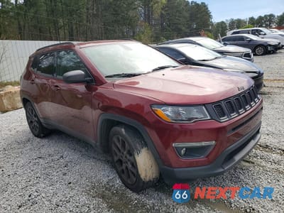 Czwarte zdjęcie samochodu z boku: 2021 JEEP COMPASS 80TH EDITION VIN:3C4NJCEBXMT548644 - miniatura