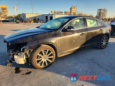 2018 VOLVO S60 PREMIER LYV402HK7JB173733 - główne zdjęcie licytacji z USA - miniatura