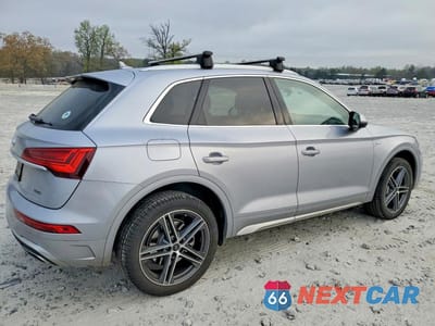 Trzecie zdjęcie samochodu z tyłu: 2023 AUDI Q5 E PREMIUM PLUS 55 VIN:WA1E2AFY3P2043663 - miniatura