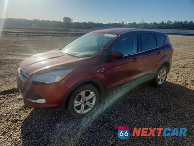 2015 FORD ESCAPE SE 1FMCU0GX4FUC42257 - główne zdjęcie licytacji z USA - miniatura