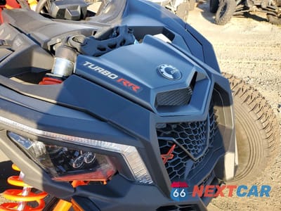 Zdjęcie 9 z 10 samochodu: 2022 CAN-AM MAVERICK X3 MAX X RS TURBO RR VIN:3JBVNAV25NE000861 - miniatura