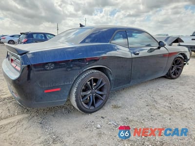 Trzecie zdjęcie samochodu z tyłu: 2016 DODGE CHALLENGER SXT VIN:2C3CDZAG9GH202430 - miniatura