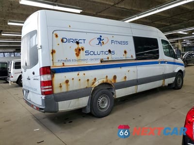 Trzecie zdjęcie samochodu z tyłu: 2012 MERCEDES-BENZ SPRINTER 2500 VIN:WD4PE8CC7C5645276 - miniatura