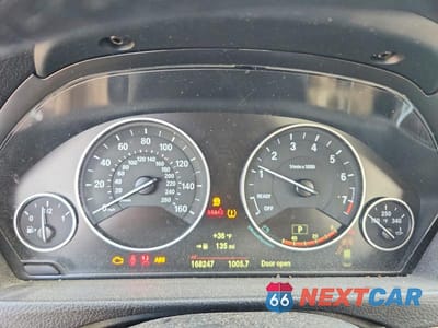 Zdjęcie 9 z 11 samochodu: 2015 BMW 328 XI SULEV VIN:WBA3B5G59FNS14810 - miniatura