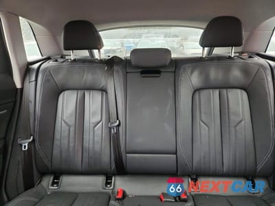 Zdjęcie 10 z 13 samochodu: 2021 AUDI E-TRON PREMIUM VIN:WA1AAAGEXMB021371 - miniatura