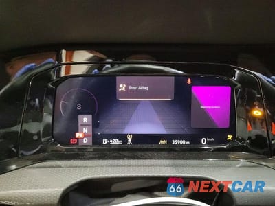 Zdjęcie 9 z 11 samochodu: 2022 VOLKSWAGEN GTI SE VIN:WVWR87CDXNW201674 - miniatura