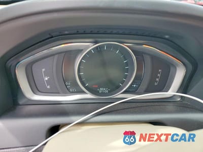 Zdjęcie 9 z 12 samochodu: 2015 VOLVO XC60 T5 PREMIER VIN:YV440MDK4F2678376 - miniatura