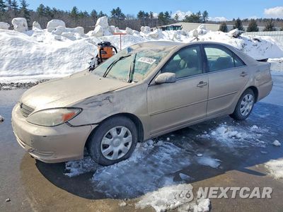 2002 TOYOTA CAMRY LE 4T1BE30K72U560943 - główne zdjęcie licytacji z USA - miniatura