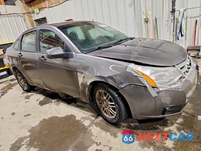 Czwarte zdjęcie samochodu z boku: 2011 FORD FOCUS SE VIN:1FAHP3FNXBW168270 - miniatura