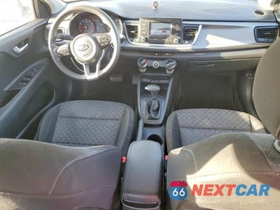 Zdjęcie 8 z 12 samochodu: 2018 KIA RIO S VIN:3KPA24AB9JE077173 - miniatura