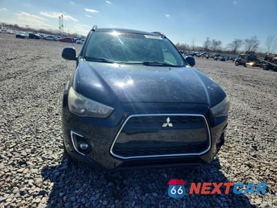 Piąte zdjęcie samochodu w środku: 2013 MITSUBISHI OUTLANDER SPORT SE VIN:4A4AR4AU3DE019131 - miniatura