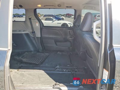 Zdjęcie 11 z 14 samochodu: 2015 TOYOTA SIENNA SE 8-PASSENGER VIN:5TDXK3DC6FS599538 - miniatura