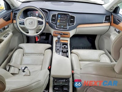 Zdjęcie 8 z 12 samochodu: 2020 VOLVO XC90 T6 INSCRIPTION VIN:YV4A221L7L1544753 - miniatura