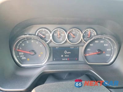 Zdjęcie 9 z 13 samochodu: 2021 CHEVROLET SUBURBAN C1500 LT VIN:1GNSCCKD5MR198472 - miniatura