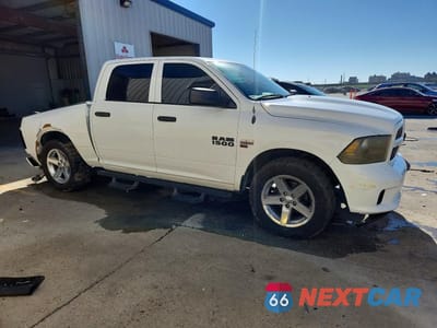Czwarte zdjęcie samochodu z boku: 2015 RAM 1500 ST VIN:1C6RR6KT1FS591600 - miniatura