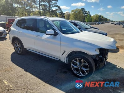 Czwarte zdjęcie samochodu z boku: 2022 BMW X3 SDRIVE30I VIN:WBX47DP05NN150743 - miniatura