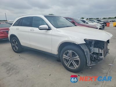 Czwarte zdjęcie samochodu z boku: 2017 MERCEDES-BENZ GLC 300 4MATIC VIN:WDC0G4KB9HF228454 - miniatura