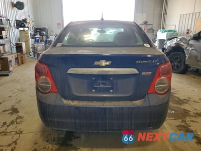 Zdjęcie 6 z 11 samochodu: 2014 CHEVROLET SONIC LT VIN:1G1JC5SBXE4207513 - miniatura