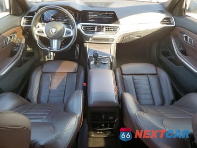 Zdjęcie 8 z 12 samochodu: 2019 BMW 330I VIN:WBA5R1C53KAJ99273 - miniatura