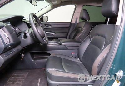 Zdjęcie 9 z 10 samochodu: 2025 NISSAN PATHFINDER SL VIN:5N1DR3CA2SC232612 - miniatura