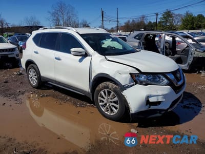 Czwarte zdjęcie samochodu z boku: 2020 NISSAN ROGUE S VIN:5N1AT2MV0LC735444 - miniatura