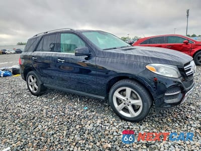 Czwarte zdjęcie samochodu z boku: 2016 MERCEDES-BENZ GLE 350 VIN:4JGDA5JB9GA705309 - miniatura