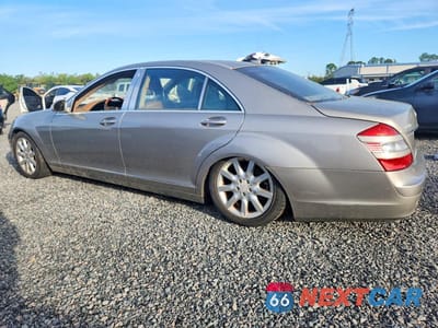 Drugie zdjęcie samochodu z przodu: 2008 MERCEDES-BENZ S 550 VIN:WDDNG71X88A199820 - miniatura