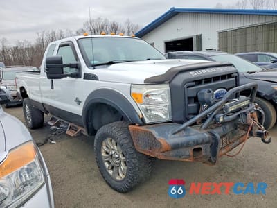 Czwarte zdjęcie samochodu z boku: 2011 FORD F350 SUPER DUTY VIN:1FT8X3BT9BEA33740 - miniatura