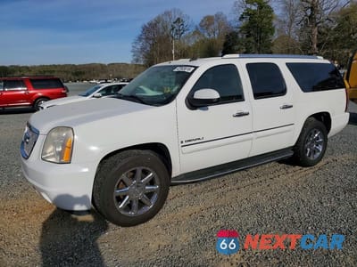 2007 GMC YUKON XL DENALI 1GKFK66827J364613 - główne zdjęcie licytacji z USA - miniatura