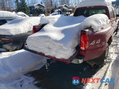 Zdjęcie 6 z 12 samochodu: 2004 CHEVROLET SILVERADO K3500 VIN:1GCJK33294F201864 - miniatura