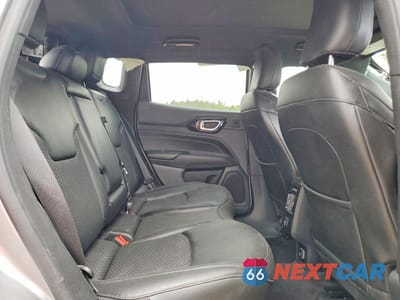 Zdjęcie 11 z 12 samochodu: 2022 JEEP COMPASS LATITUDE VIN:3C4NJDBB4NT228618 - miniatura