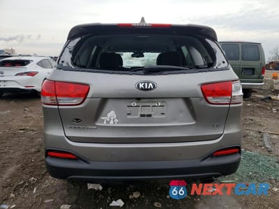 Zdjęcie 6 z 13 samochodu: 2018 KIA SORENTO LX V6 VIN:5XYPG4A53JG359141 - miniatura