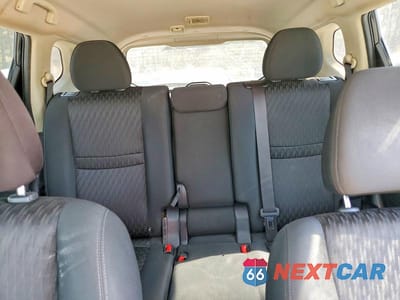 Zdjęcie 10 z 12 samochodu: 2018 NISSAN ROGUE S VIN:KNMAT2MV7JP529015 - miniatura