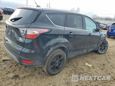 Piąte zdjęcie samochodu w środku: 2017 FORD ESCAPE SE VIN:1FMCU0GD8HUA12391 - miniatura