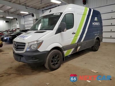 2017 MERCEDES BENZ SPRINTER 2500 DELIVERY VAN WD3PE7CD2HP575222 - główne zdjęcie licytacji z USA - miniatura