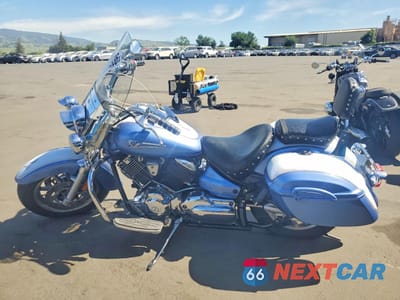 Trzecie zdjęcie samochodu z tyłu: 2005 YAMAHA XVS1100 A VIN:JYAVP11Y95A007425 - miniatura
