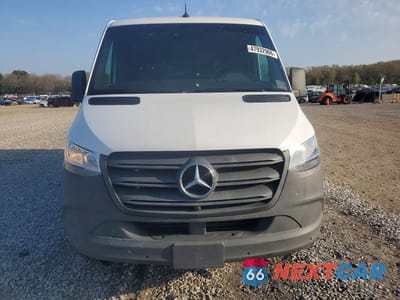 Piąte zdjęcie samochodu w środku: 2022 MERCEDES BENZ SPRINTER 1500 UTILITY / SERVICE VAN VIN:W1Y70BGYXNT089387 - miniatura