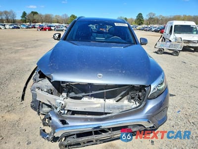 Piąte zdjęcie samochodu w środku: 2018 MERCEDES-BENZ GLC 300 VIN:WDC0G4JB0JV021237 - miniatura